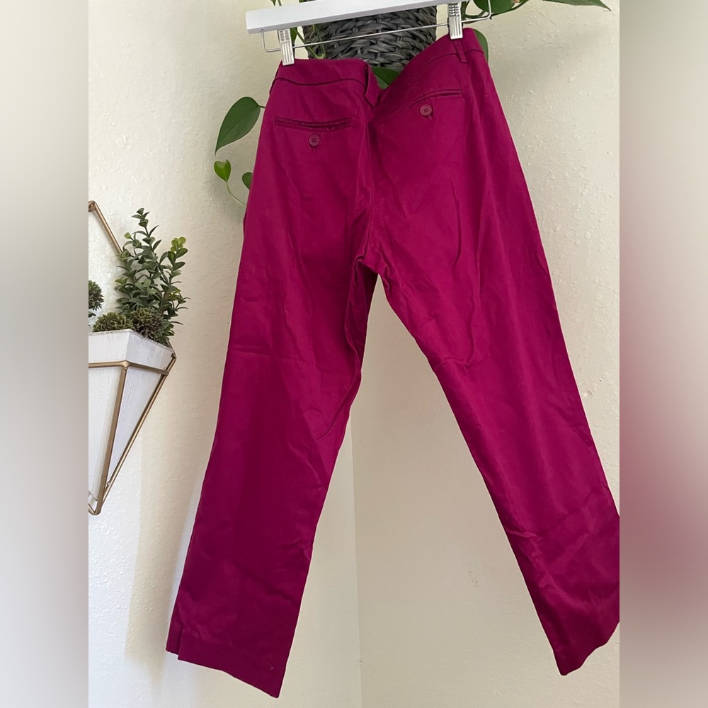 NWT NY&C NEW YORK & COMPANY Cropped Pants with Pockets Size 6 - Picture 2 of 6